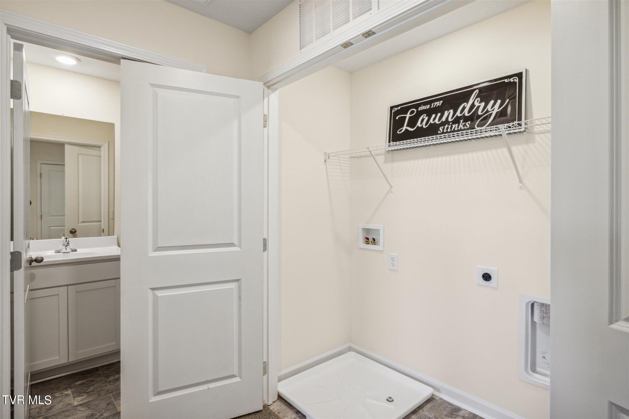 115 Raceday Center Drive, Unit G1 Bristol, TN 37618 - Photo 20 of 21 18-IMG_0216