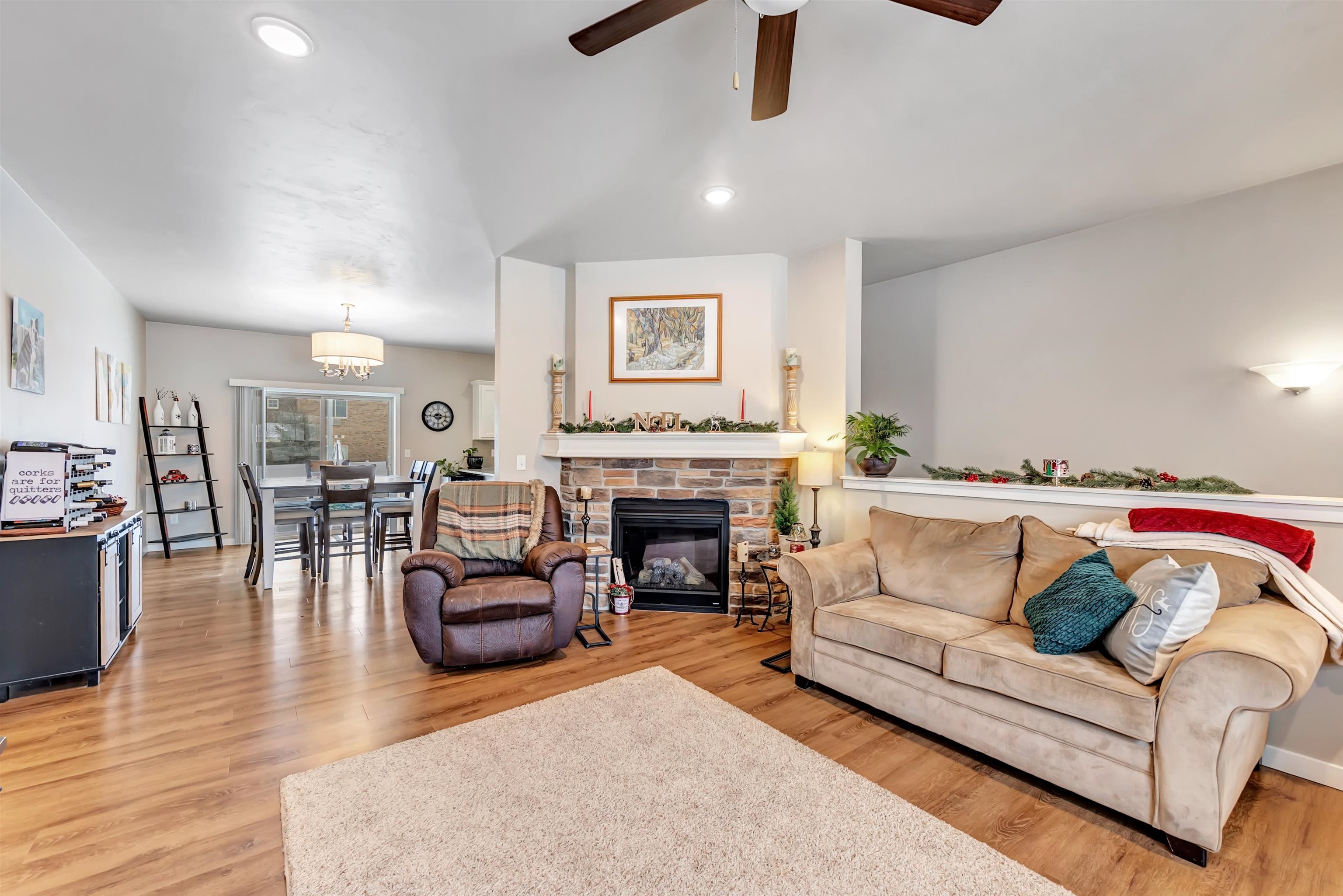 541 Pebblestone Circle Hobart, WI 54155 - Photo 6 of 28