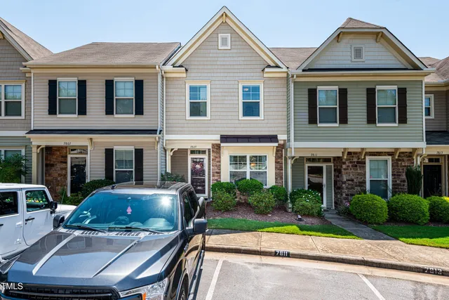 $375,000 | 7809 Lillyhurst Drive, Raleigh, NC 27612