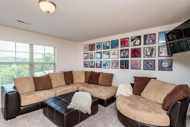 $375,000 | 7809 Lillyhurst Drive, Raleigh, NC 27612