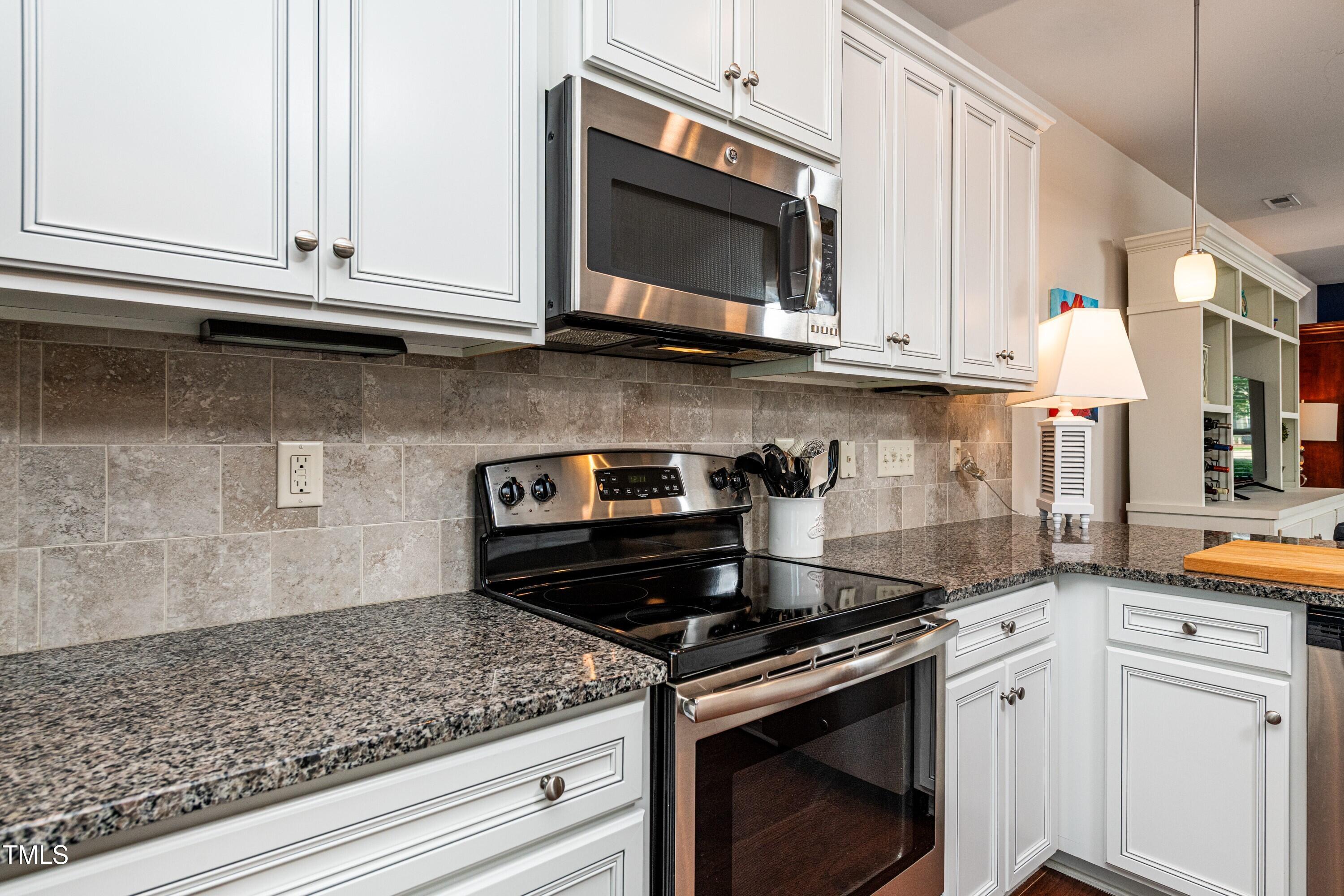7809 Lillyhurst Drive Raleigh, NC 27612 - Photo 7 of 36 007_Kitchen
