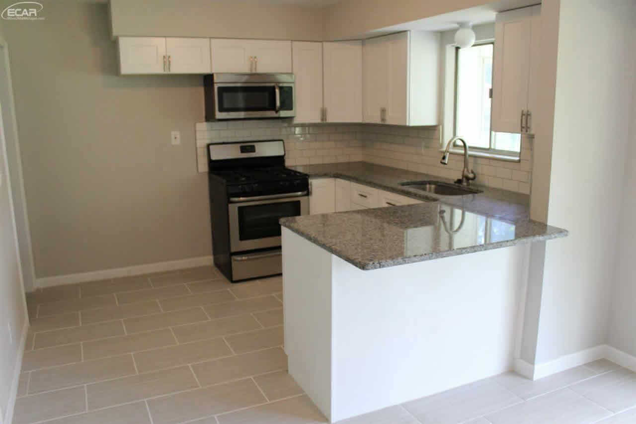 8139 Torrey Road Grand Blanc, MI 48439 - Photo 21 of 30 21318252-20.JPG