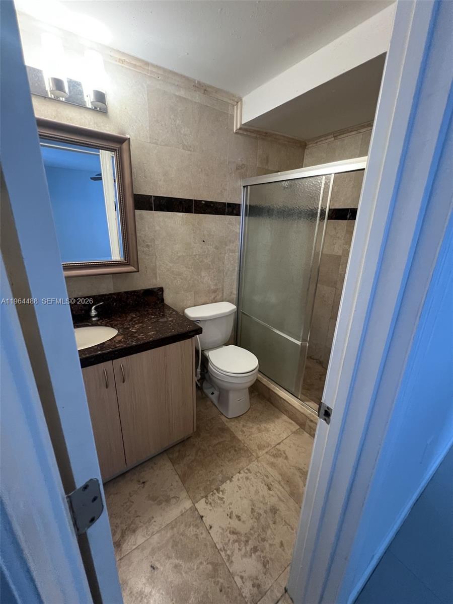 6823 Southwest 25th Street Miami, FL 33155 - Photo 11 of 14