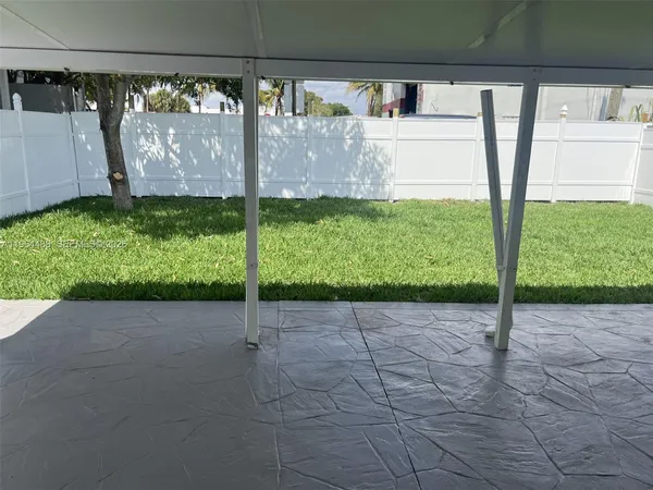 $750,000 | 6823 Southwest 25th Street, Miami, FL 33155