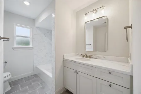 $1,150,000 | 15911 Redwood Pl Drive, Houston, TX 77079