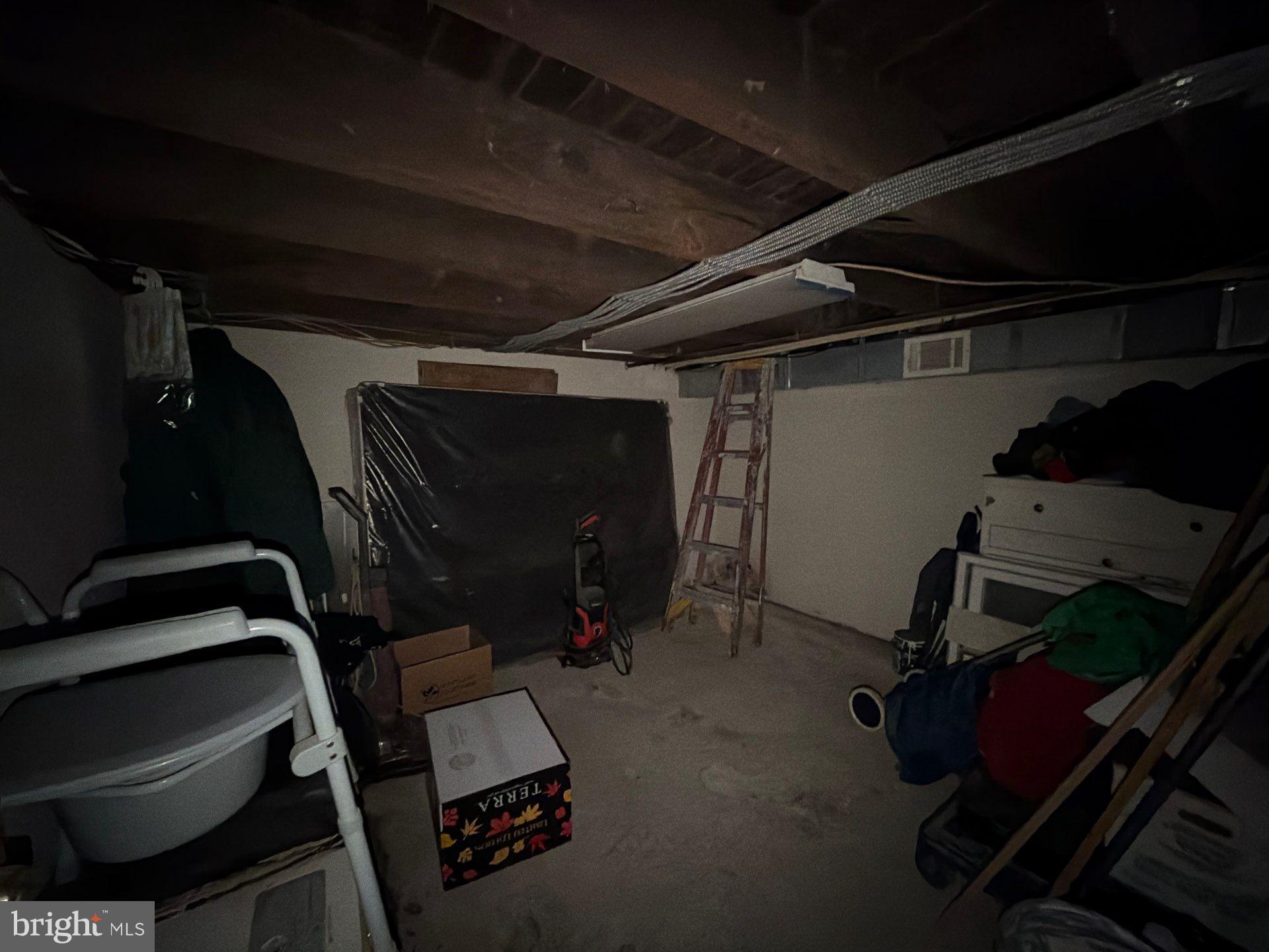 33 South Calverton Road Baltimore, MD 21223 - Photo 18 of 26