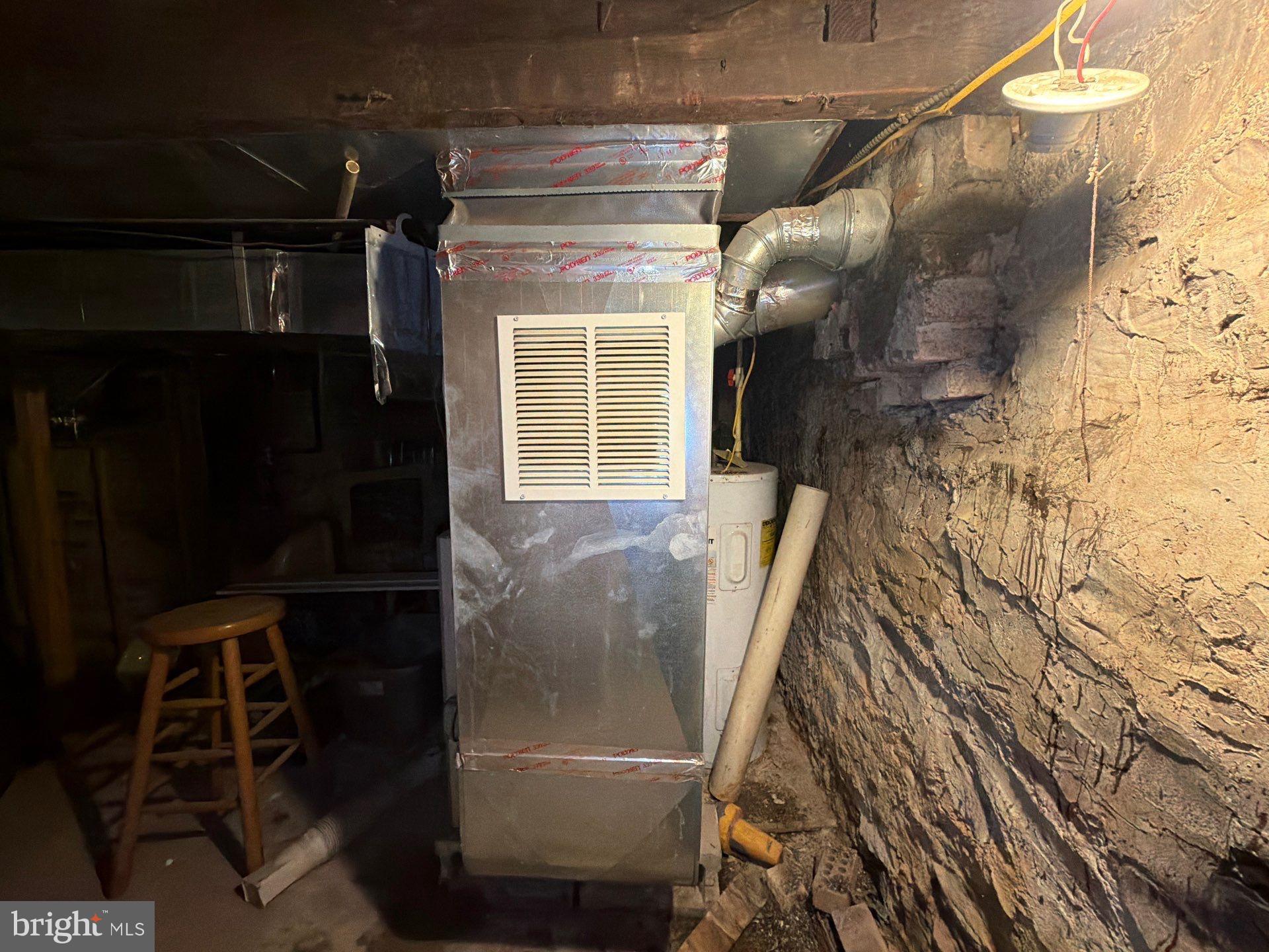 33 South Calverton Road Baltimore, MD 21223 - Photo 19 of 26