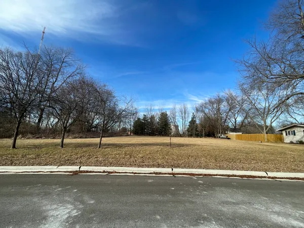 $13,500 | Lot 1 East 19th Street, Sterling, IL 61081