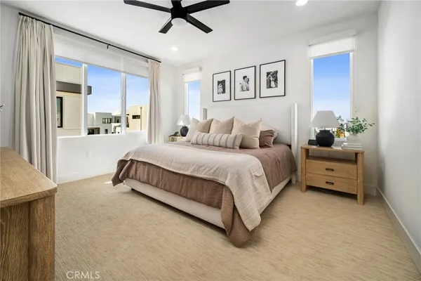 $1,199,900 | 16175 Dawn Way, Unit 302, Tustin, CA 92782