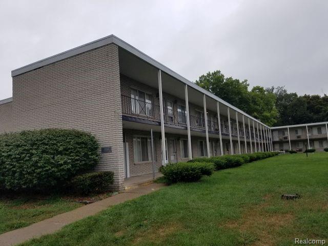 17161 Redford Street, Unit 102 Detroit, MI 48219 - Photo 1 of 5