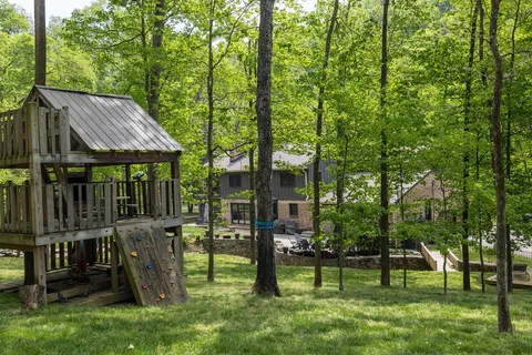 $2,595,000 | 6001 Andover Drive, Nashville, TN 37215
