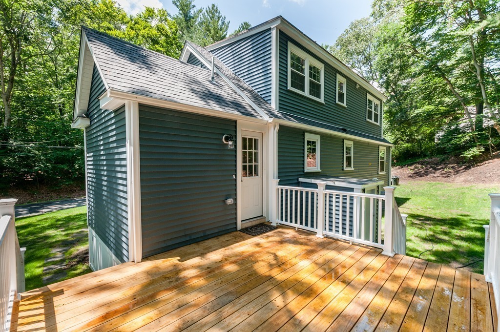 41 Stonebridge Road Wayland, MA 01778 - Photo 4 of 20