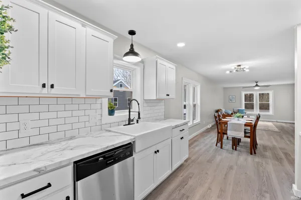 $255,000 | 8930 East Crow Road, Syracuse, IN 46567