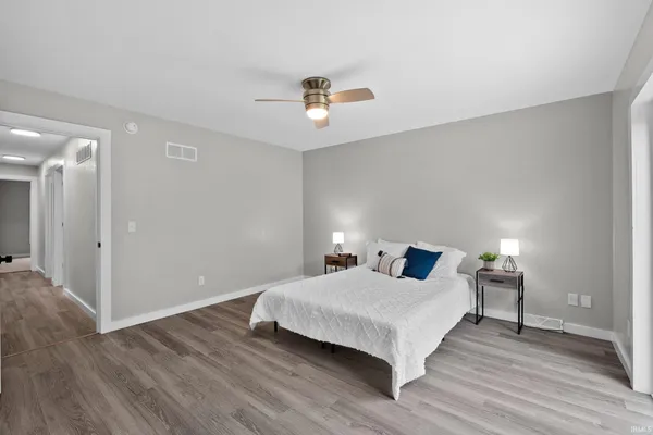 $255,000 | 8930 East Crow Road, Syracuse, IN 46567