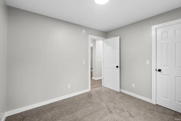 $255,000 | 8930 East Crow Road, Syracuse, IN 46567