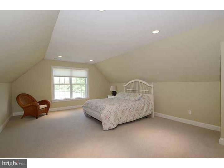 8 Wicklow Court Wayne, PA 19087 - Photo 14 of 25 Bedroom 3