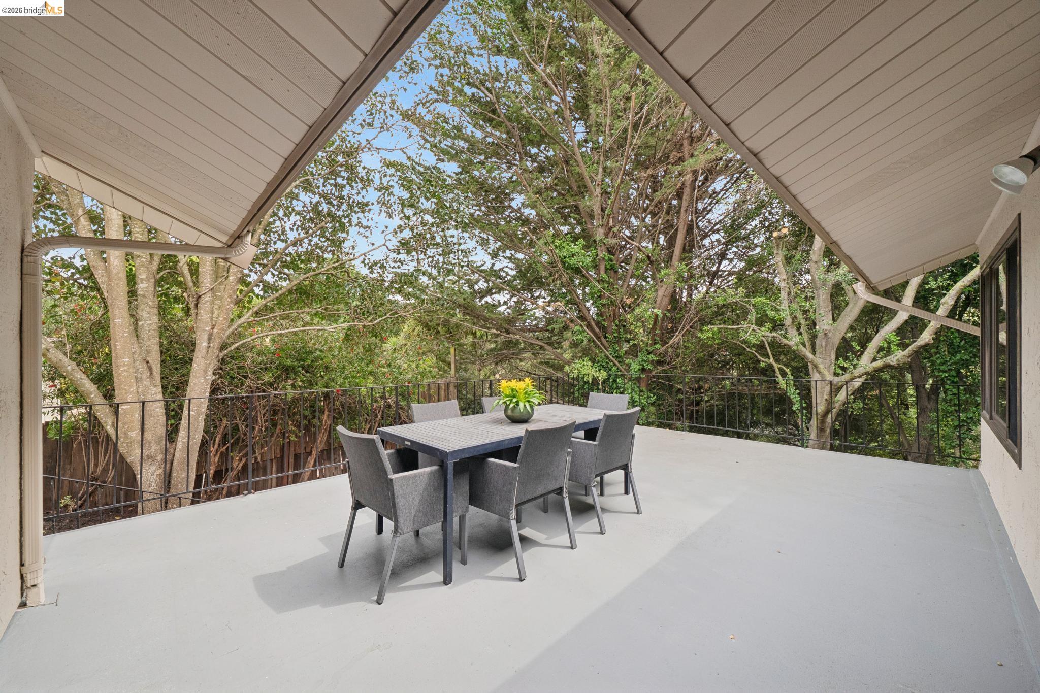 15 Christopher Court El Sobrante, CA 94803 - Photo 55 of 99 a view of a patio with table and chairs and couches