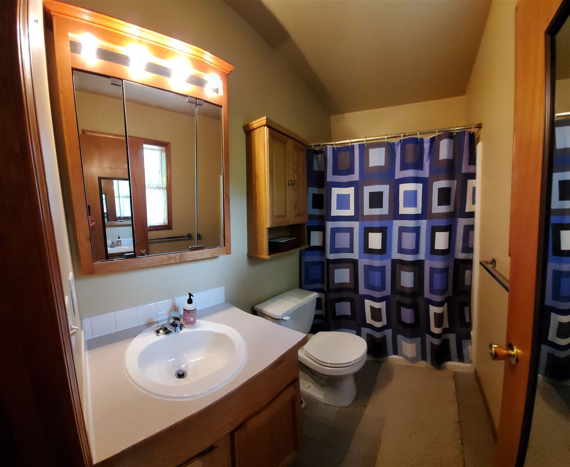 15417 East Saltese Road Spokane Valley, WA 99037 - Photo 8 of 20 Gallery Image 8