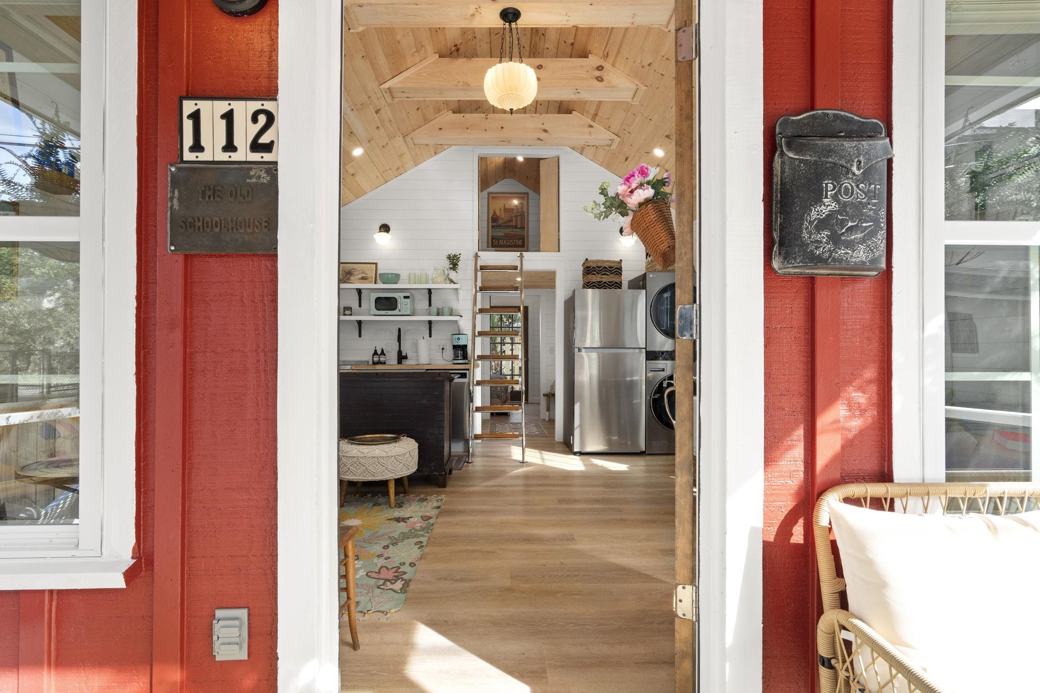 112 Moore Street St. Augustine, FL 32084 - Photo 6 of 35 a view of a entryway