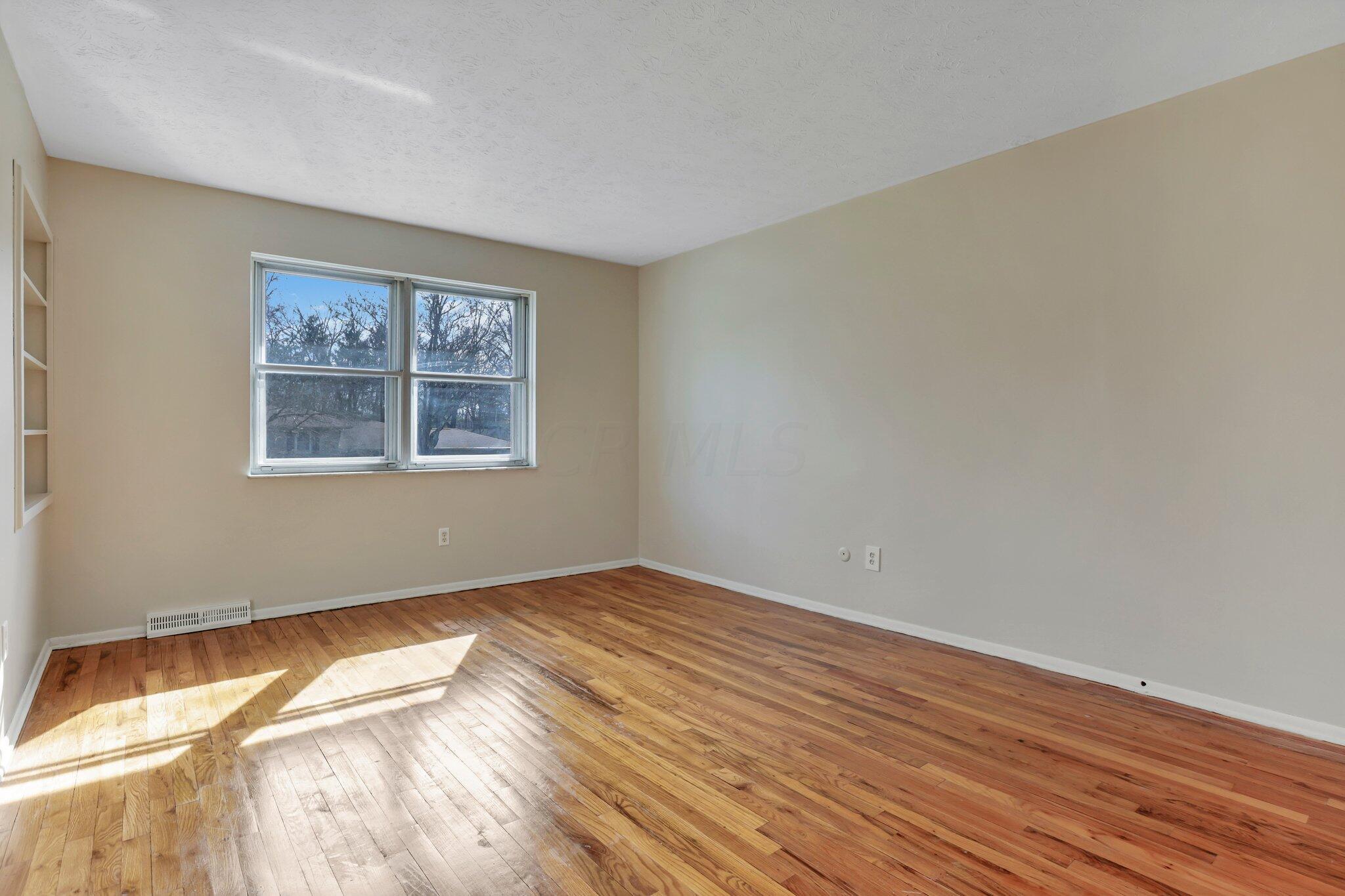 2470 Merbrook Road Columbus, OH 43235 - Photo 25 of 50 21-web-or-mls-5F3A0402