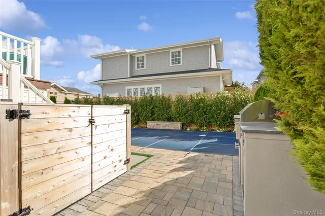 a view of a entryway door of the house