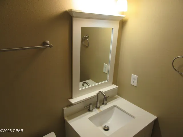 $1,295 | 1410 New York Avenue, Unit C, Lynn Haven, FL 32444