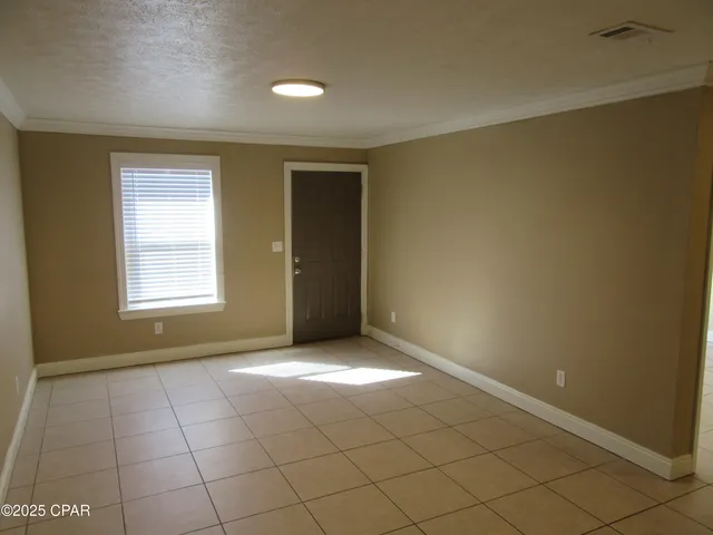 $1,295 | 1410 New York Avenue, Unit C, Lynn Haven, FL 32444