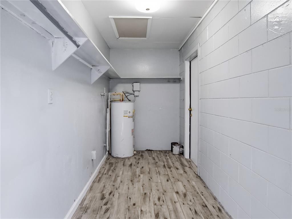 5920 Riviera Drive Orlando, FL 32808 - Photo 6 of 19