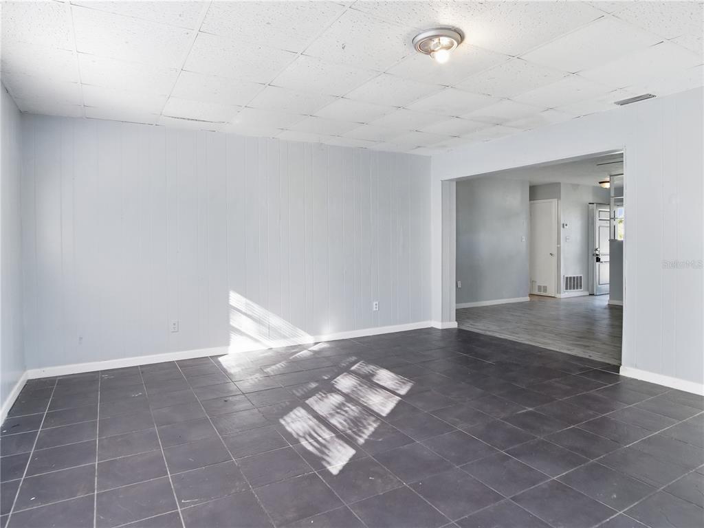 5920 Riviera Drive Orlando, FL 32808 - Photo 7 of 19