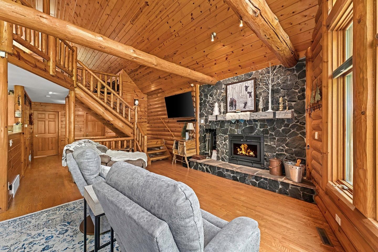 9237 Hemlock Row Road Presque Isle, WI 54557 - Photo 13 of 38 Gallery Image 13
