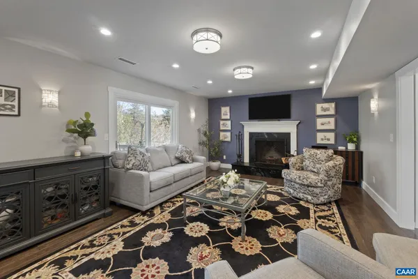 $799,900 | 2047 Acorn Hill Court, Charlottesville, VA 22911