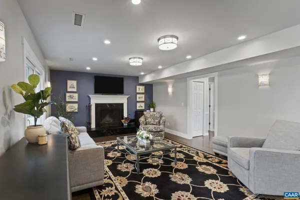 $799,900 | 2047 Acorn Hill Court, Charlottesville, VA 22911