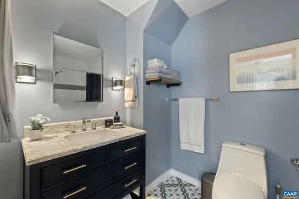 $799,900 | 2047 Acorn Hill Court, Charlottesville, VA 22911