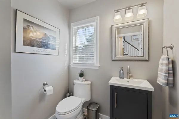 $799,900 | 2047 Acorn Hill Court, Charlottesville, VA 22911