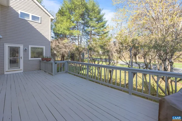 $799,900 | 2047 Acorn Hill Court, Charlottesville, VA 22911