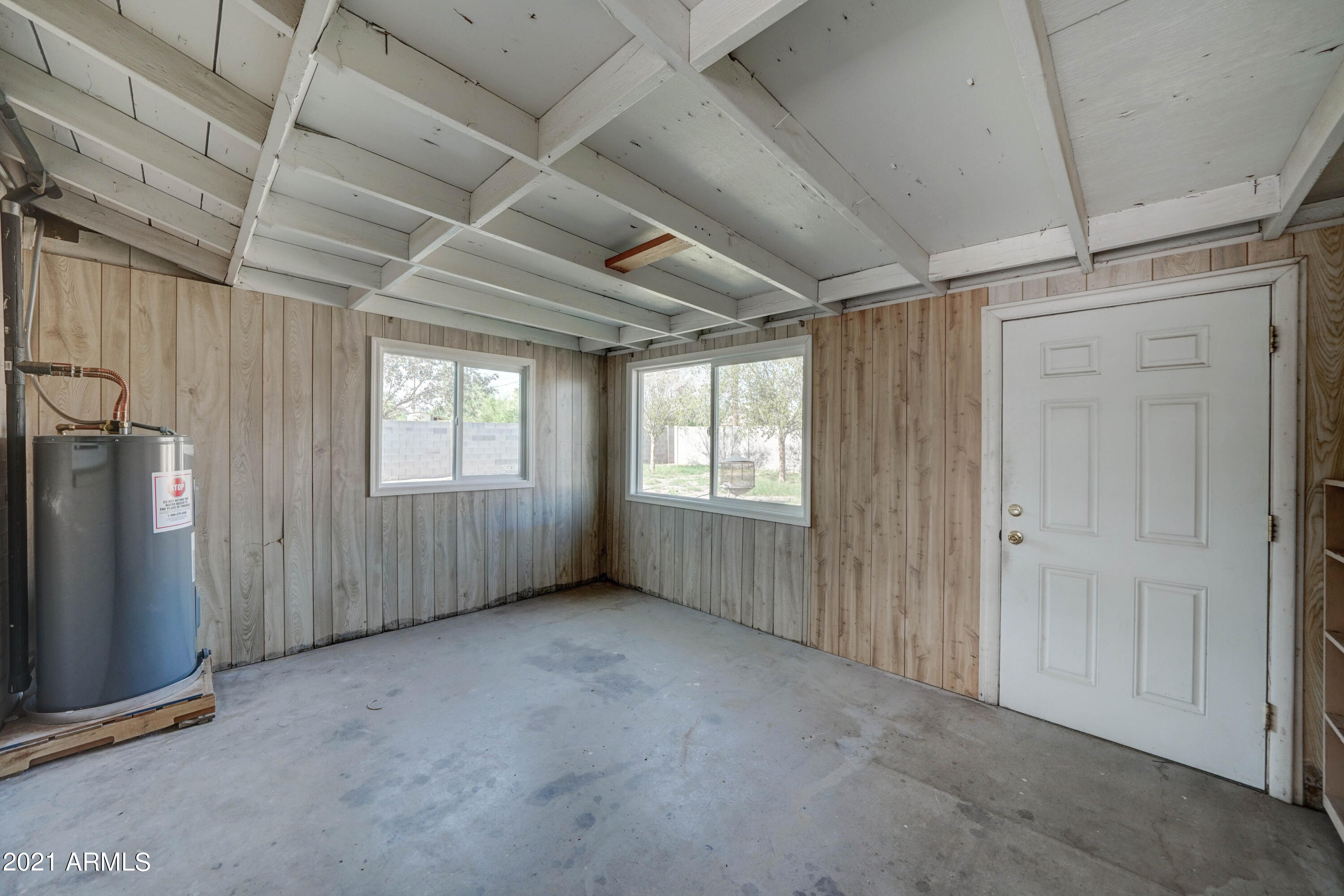 233 North Hawes Road Mesa, AZ 85207 - Photo 17 of 26 233 N Hawes Rd-17
