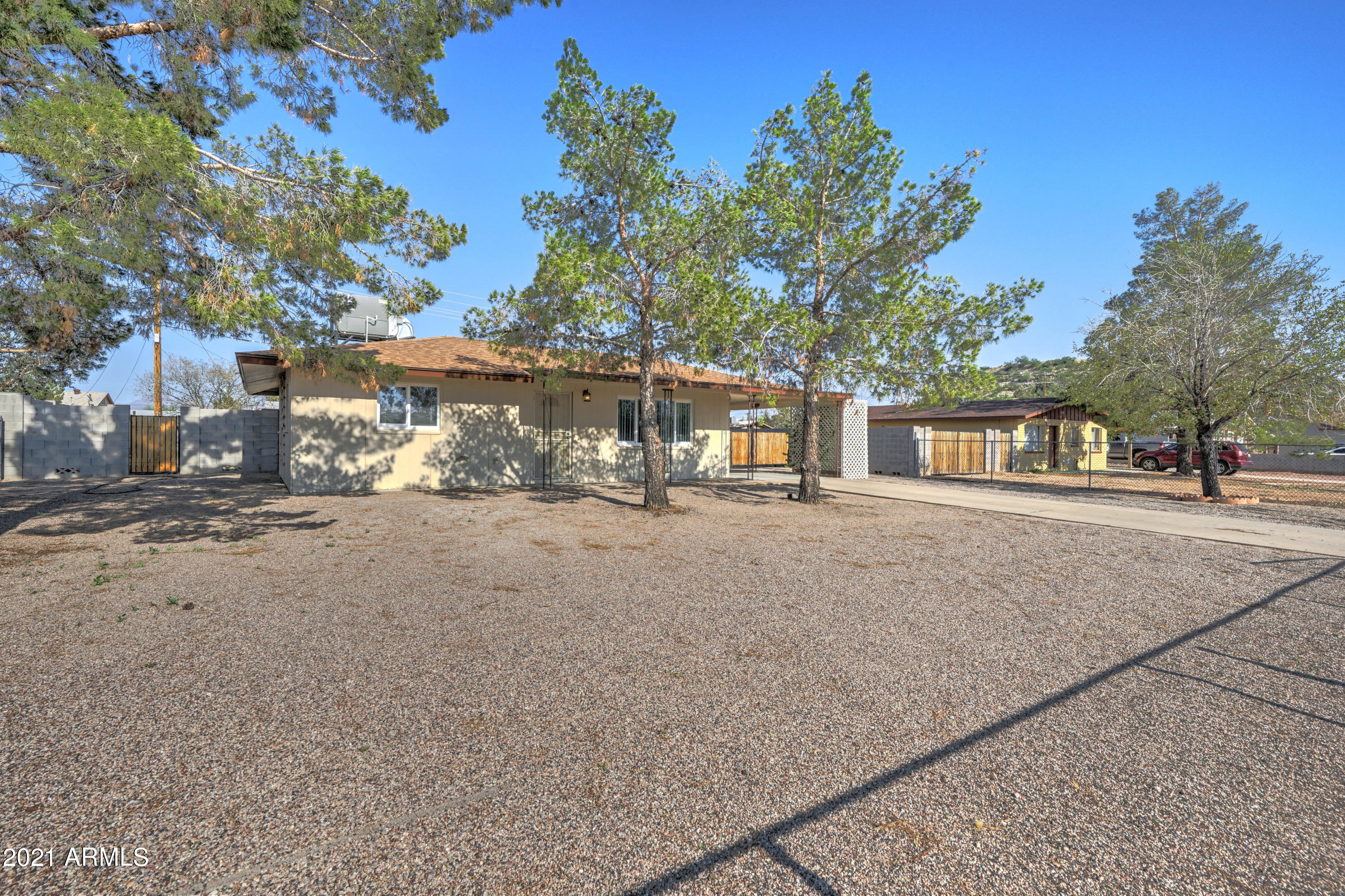 233 North Hawes Road Mesa, AZ 85207 - Photo 2 of 26 233 N Hawes Rd-2