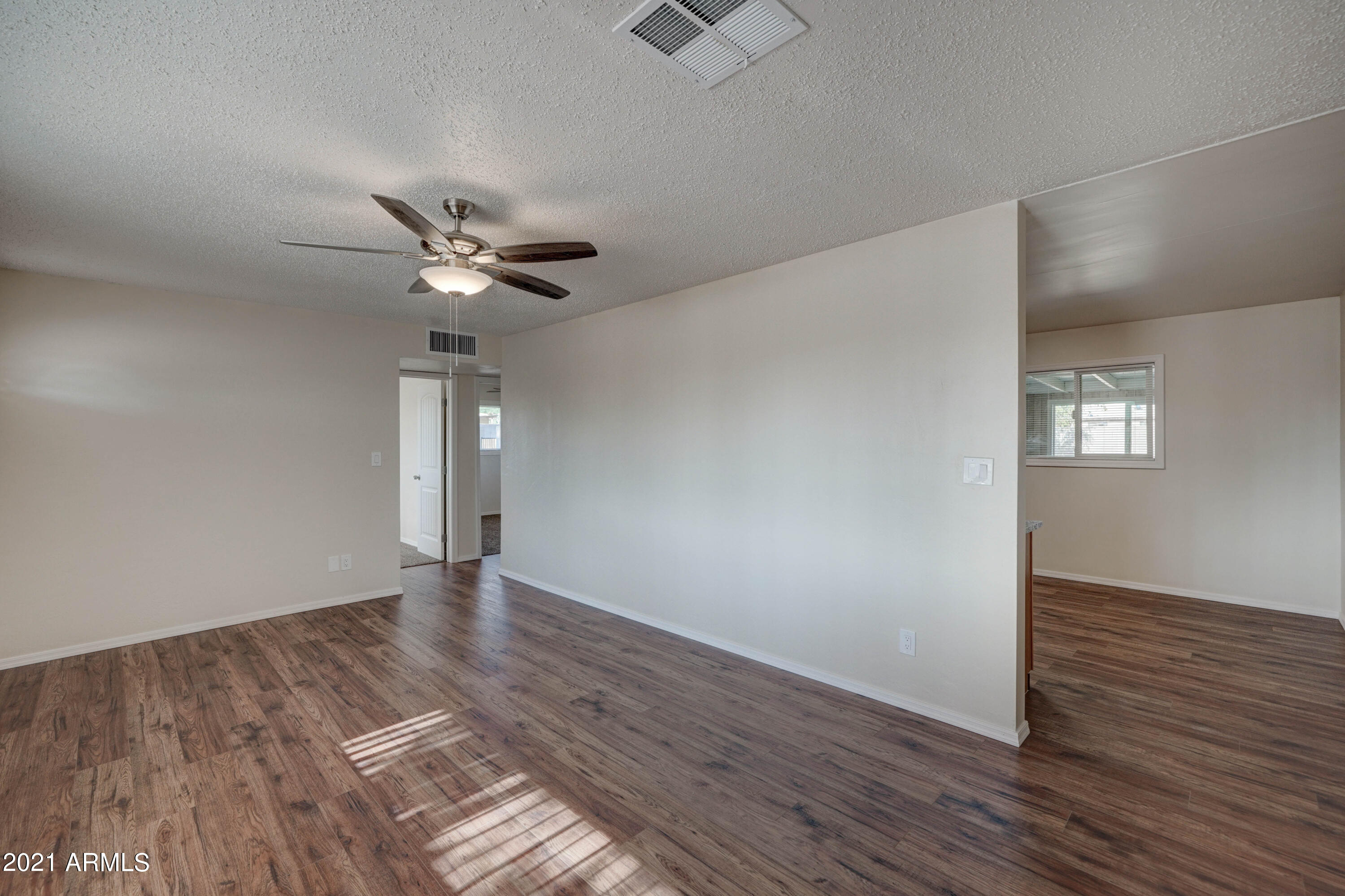 233 North Hawes Road Mesa, AZ 85207 - Photo 5 of 26 233 N Hawes Rd-5