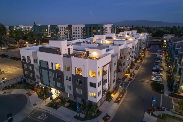 a picture of city view