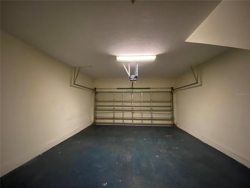 6460 South Goldenrod Road, Unit 30B Orlando, FL 32822 - Photo 19 of 20 a view of room that has a empty space