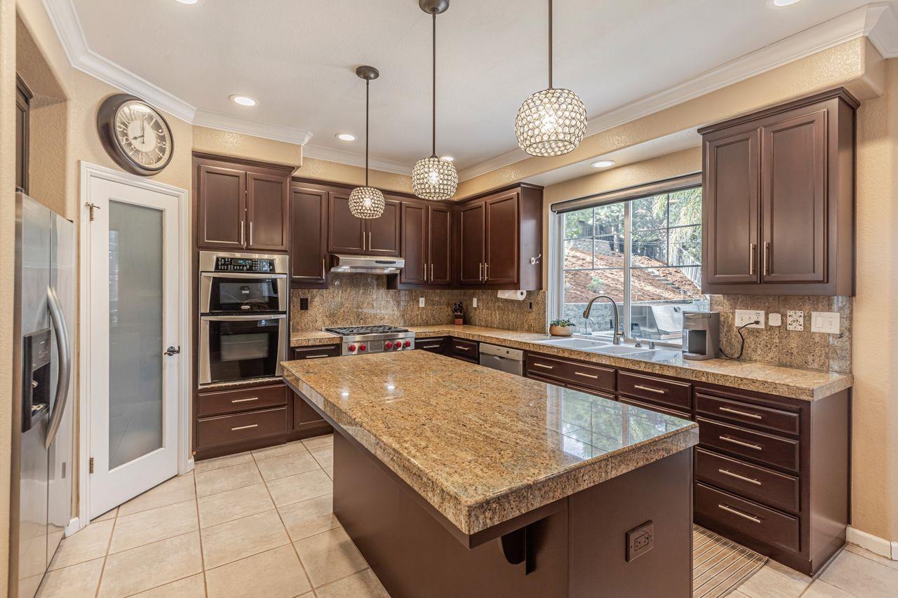 1785 Colony Way Gilroy, CA 95020 - Photo 11 of 45 Gallery Image 11