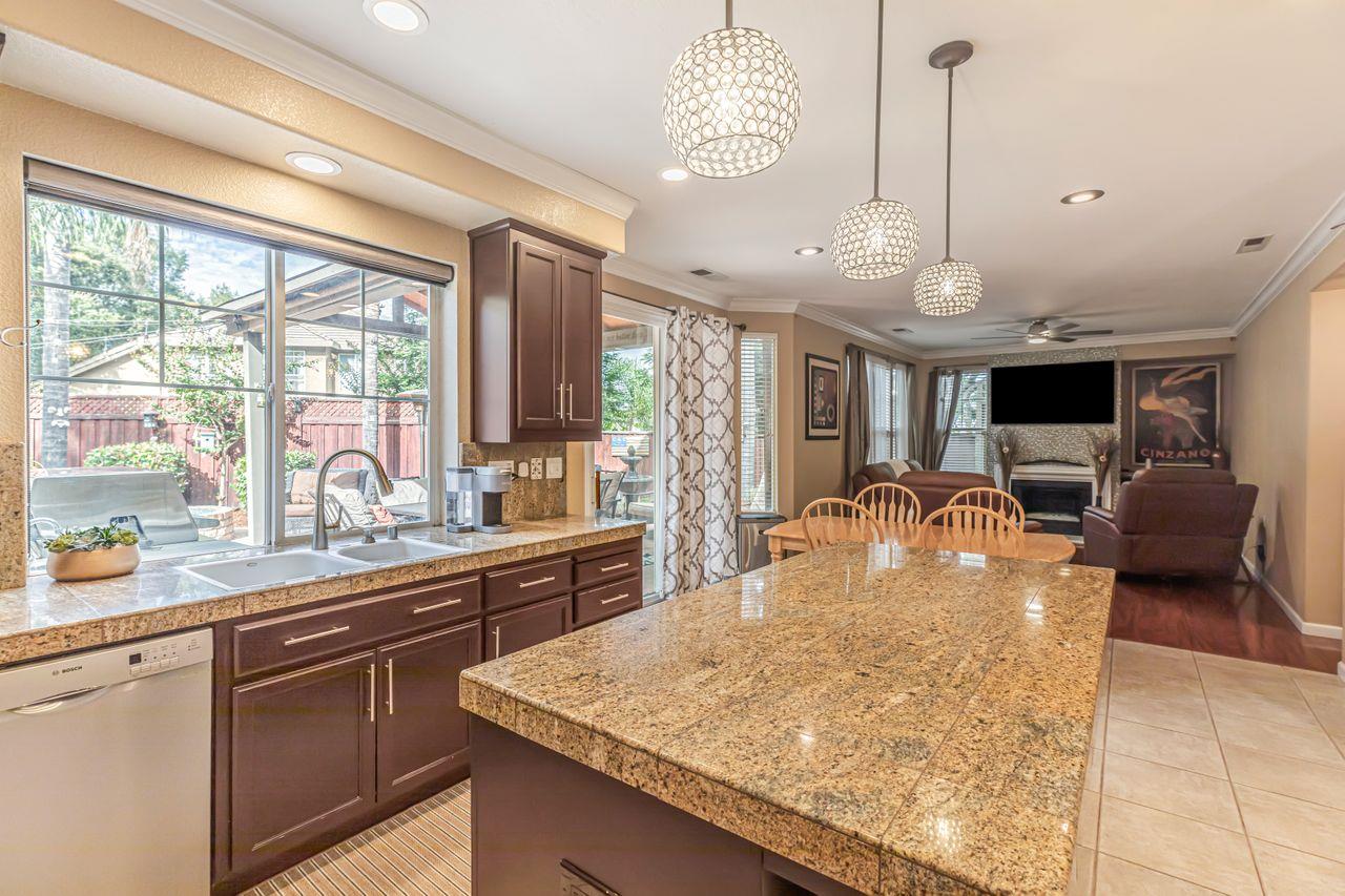 1785 Colony Way Gilroy, CA 95020 - Photo 12 of 45 Gallery Image 12