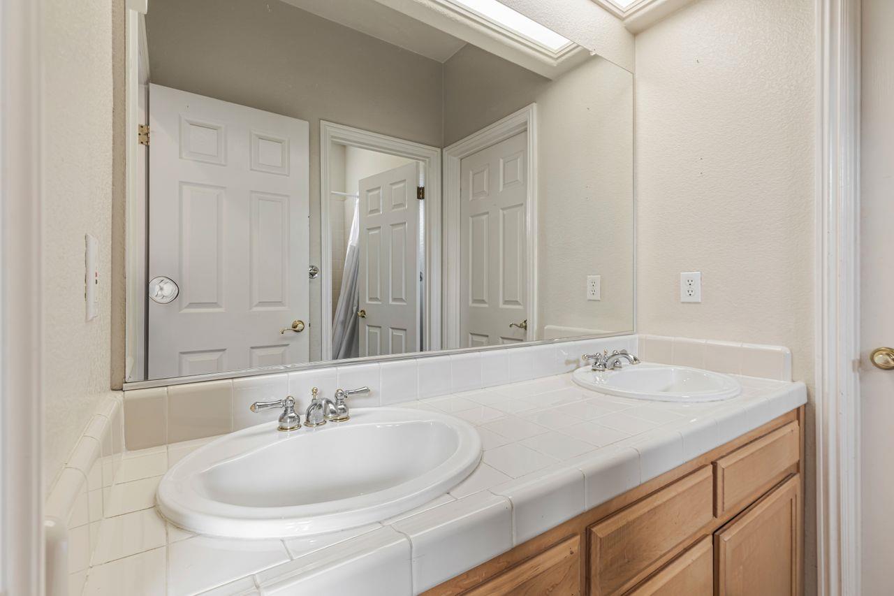 1785 Colony Way Gilroy, CA 95020 - Photo 29 of 45 Gallery Image 29