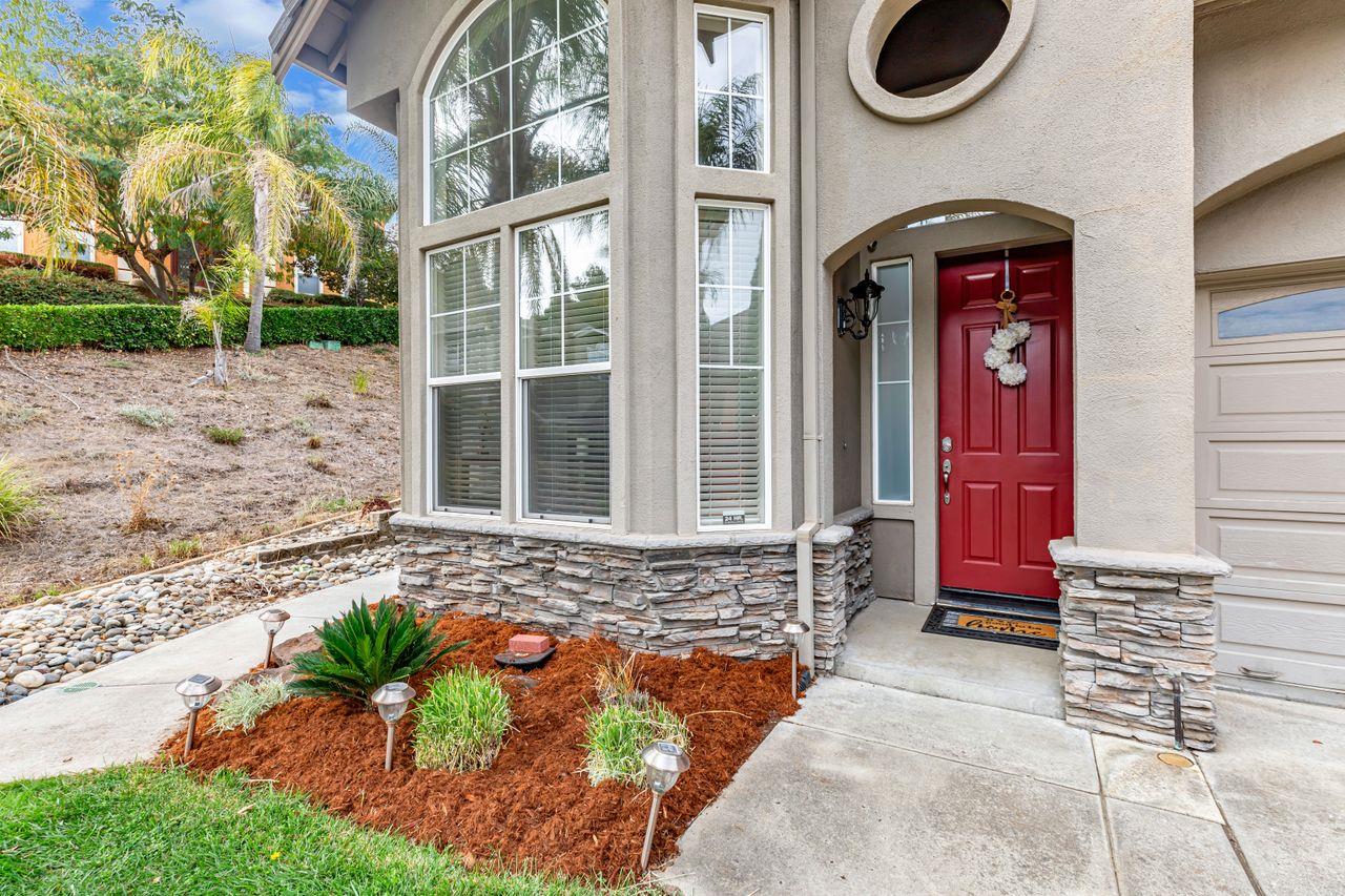 1785 Colony Way Gilroy, CA 95020 - Photo 4 of 45 Gallery Image 4