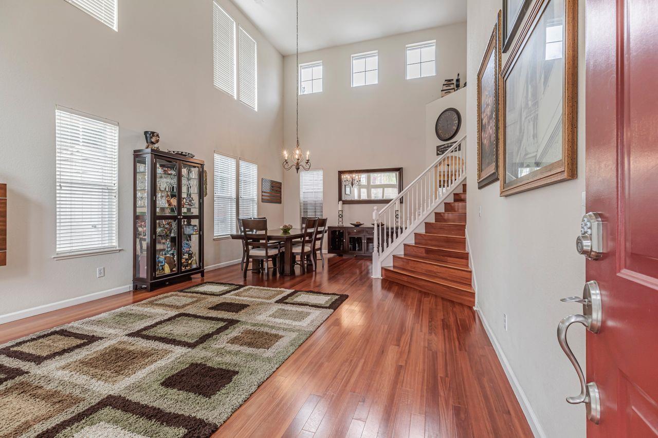 1785 Colony Way Gilroy, CA 95020 - Photo 5 of 45 Gallery Image 5