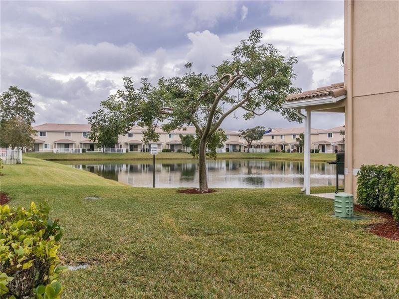 5963 Abbey Road, Unit 5963 Tamarac, FL 33321 - Photo 14 of 37 Photo 14
