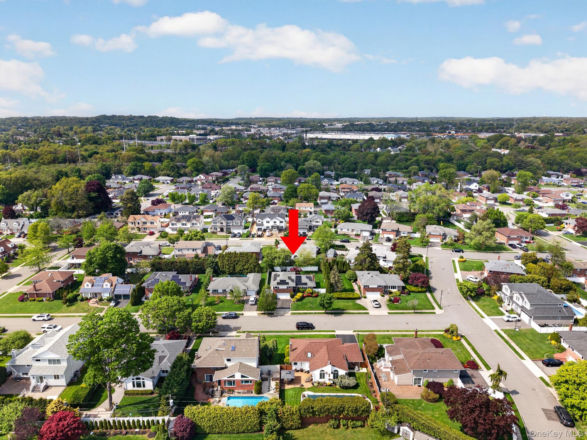 5 Joseph Court Syosset, NY 11791 - Photo 11 of 29