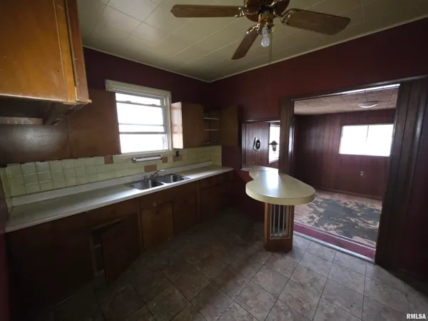 $19,900 | 2212 South 14th Street, Springfield, IL 62703