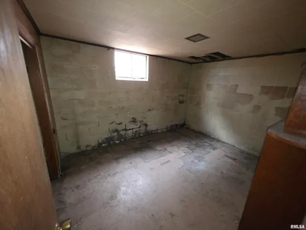 $19,900 | 2212 South 14th Street, Springfield, IL 62703