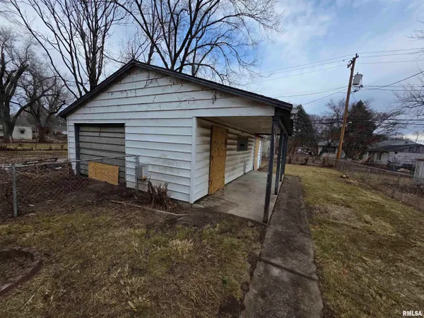 $19,900 | 2212 South 14th Street, Springfield, IL 62703